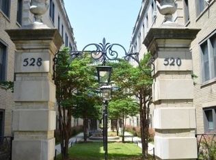 528 W Surf St UNIT 2N, Chicago, IL 60657