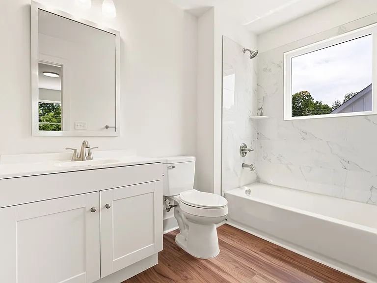 711 Gerard St #B — Photo 21