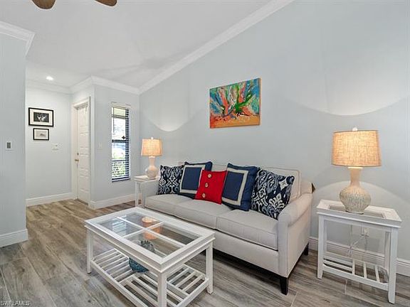 2nd image of 1420 SW Courtyards Ter APT 53