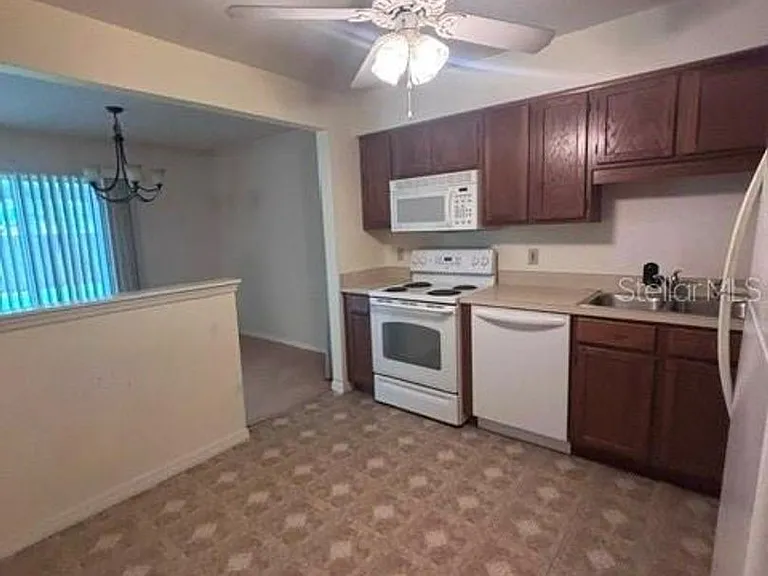 5301 White Cliff Ln #1004 — Photo 6