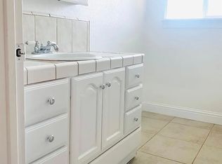 1497 Keats Ave, Clovis, CA 93611