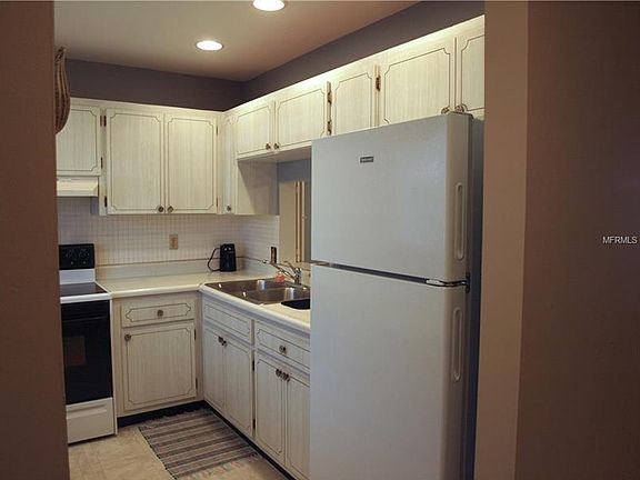 5th image of 19029 Us Highway 19 N APT 1-24