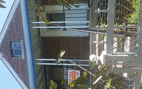 4th image of 1053 E 211th St