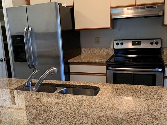 4th image of 4744 Woodglen Ct