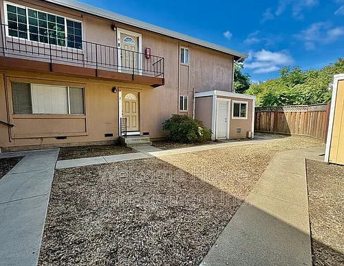 2225 Hillsborough Ct #2 Photo 1