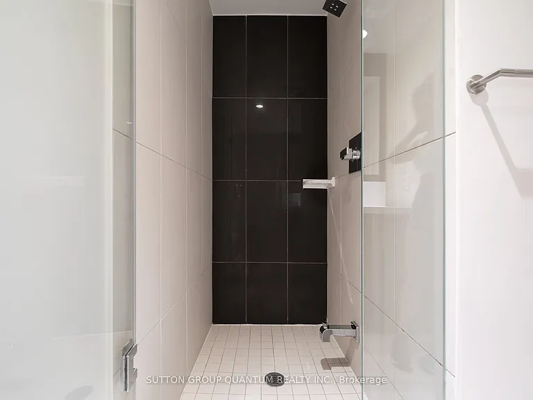 5 Sheppard Ave E #2418 — Photo 14