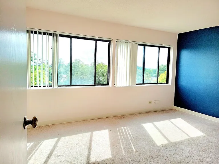 1840 Huntington Blvd #505 — Photo 9