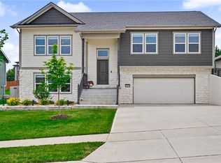 3907 Sweetclover St, Lawrence, KS 66049