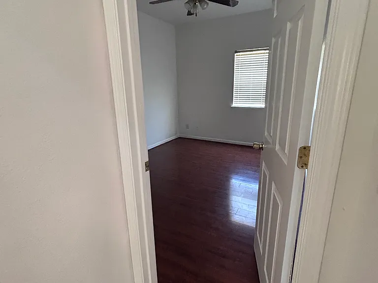170 Bombay Cir — Photo 22