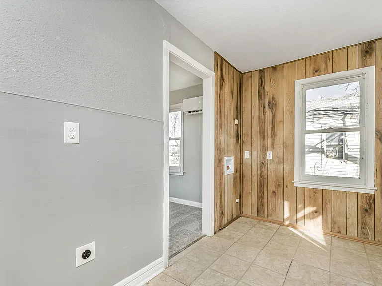 4209 S Polk St — Photo 7