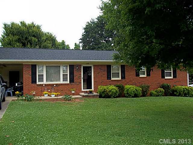 1st image of 109 Dyer Dr