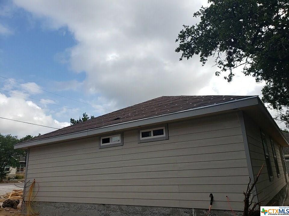 2nd image of 1278 Green Meadow Ln