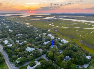 2630 Goldbug Ave, Sullivans Island, SC 29482