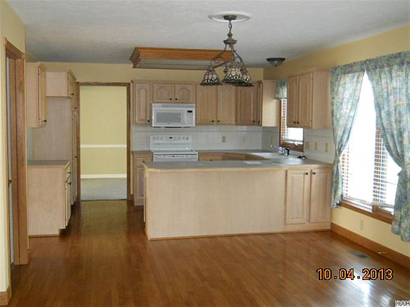 5th image of 1002 Dundee Ct