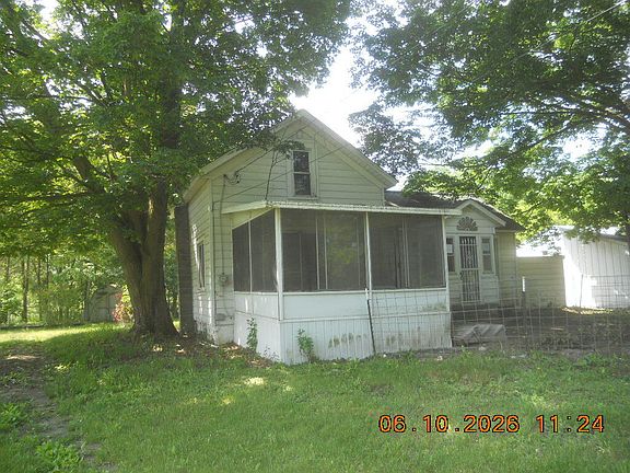 2nd image of 5616 118th Ave