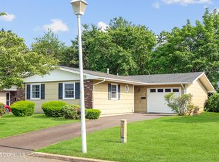 7 Robinson Rd, Brick, NJ 08724