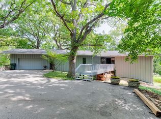 4202 Arizona Cir, Ames, IA 50014
