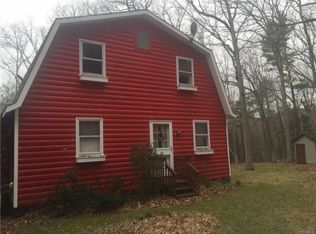 39 Newman Rd, Pond Eddy, NY 12770