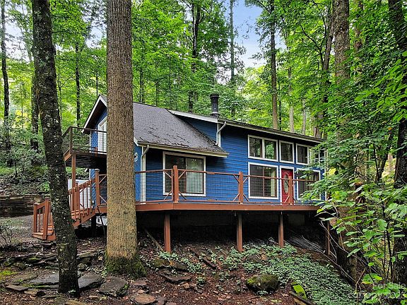 5th image of 48 Gold Finch Ln