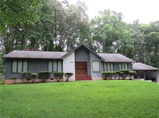 1833 Buddingbrook Ln, Winston Salem, NC 27106