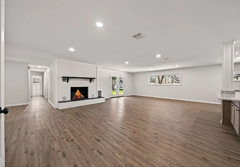 192 Oriole Dr — Photo 12
