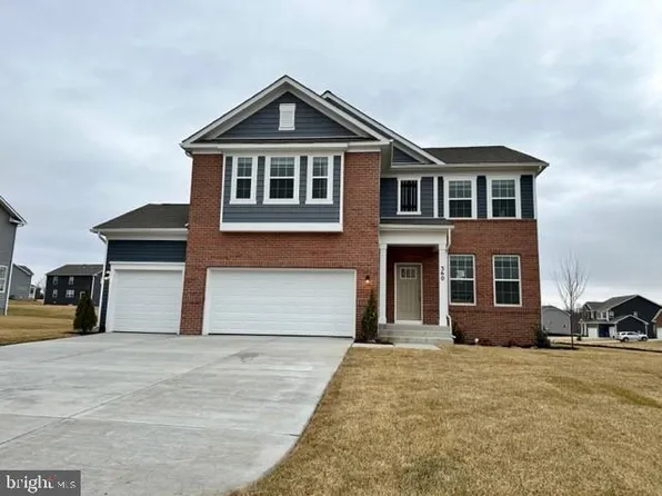 420 Norris St, Berryville, VA 22611