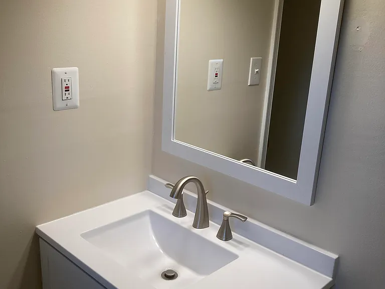 Master vanity