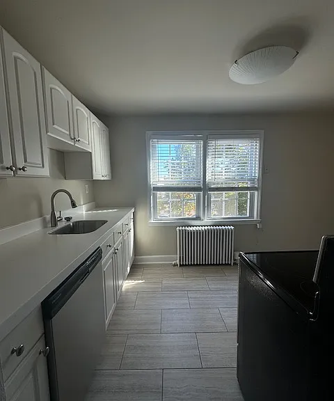 Loomis Drive — Photo 16