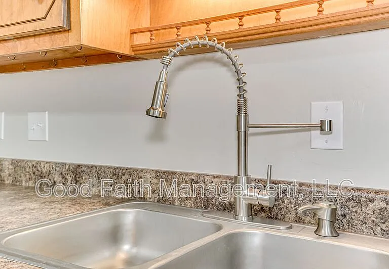 612 Fieldstone Way — Photo 14