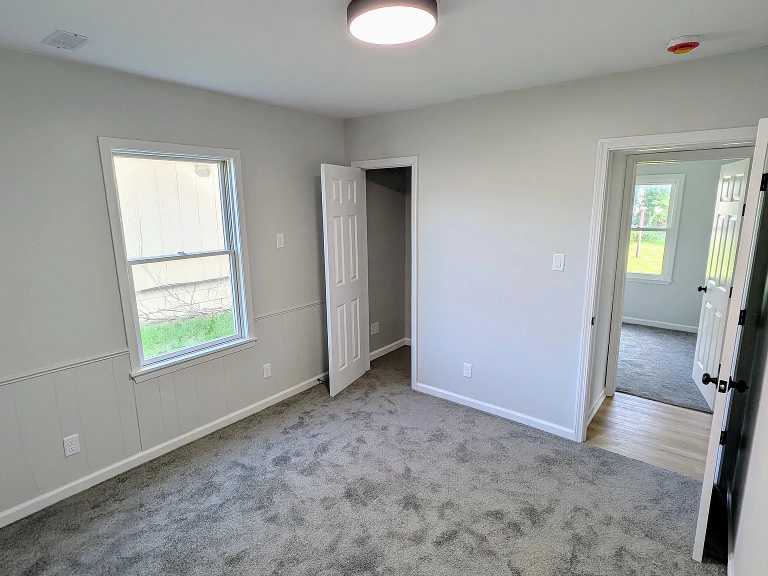 1602 Army Post Rd — Photo 4