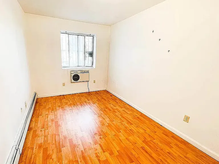 6727 Exeter St #1 — Photo 11