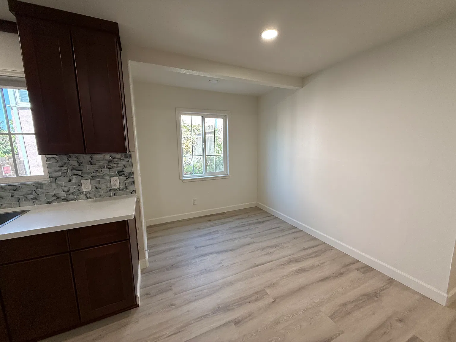 2 bed, 1039 sqft, $2,850 — Photo 4