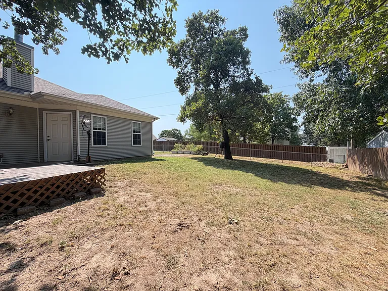 1810 W Marigold Dr — Photo 29