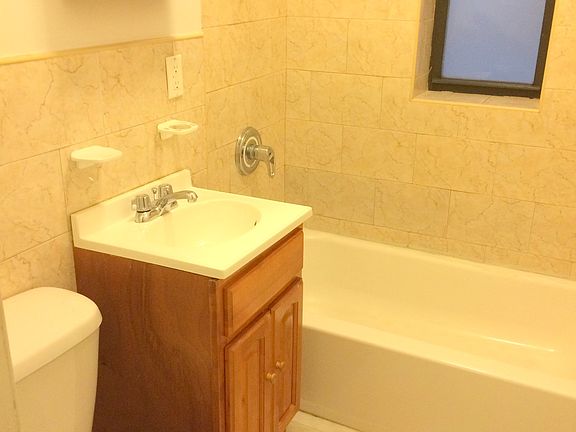 3rd image of 238 W 146th St APT 3A