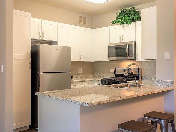 2nd image of 80 Woodlake Blvd APT 1202