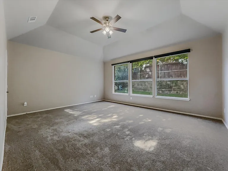 6 Brairwood Ct — Photo 34