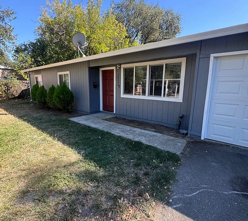 2023 Heller Ln