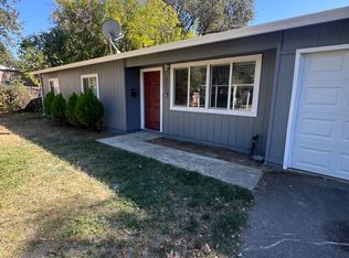 2023 Heller Ln, Redding, CA 96001