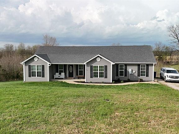 2nd image of 1558 Weldon Loop