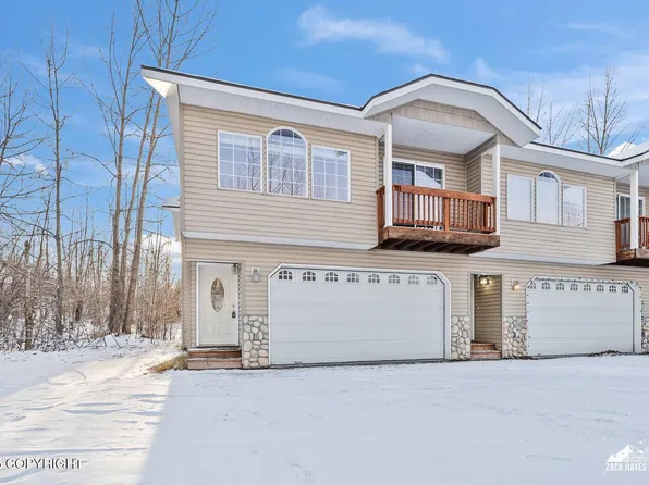 11713 Dawn St, Eagle River, AK 99577