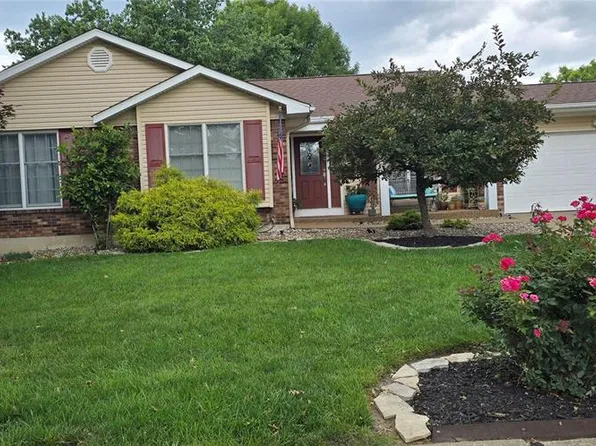 10 Lake Port Ct, Saint Peters, MO 63376