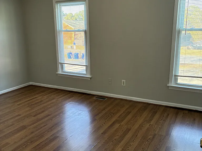 114 B Concord Dr #1 — Photo 15