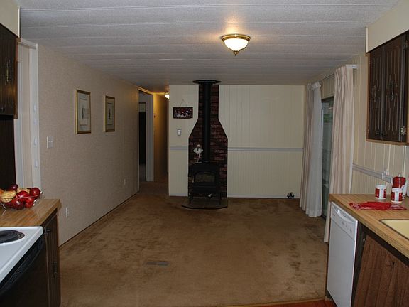4th image of 11202 125th St Ct E