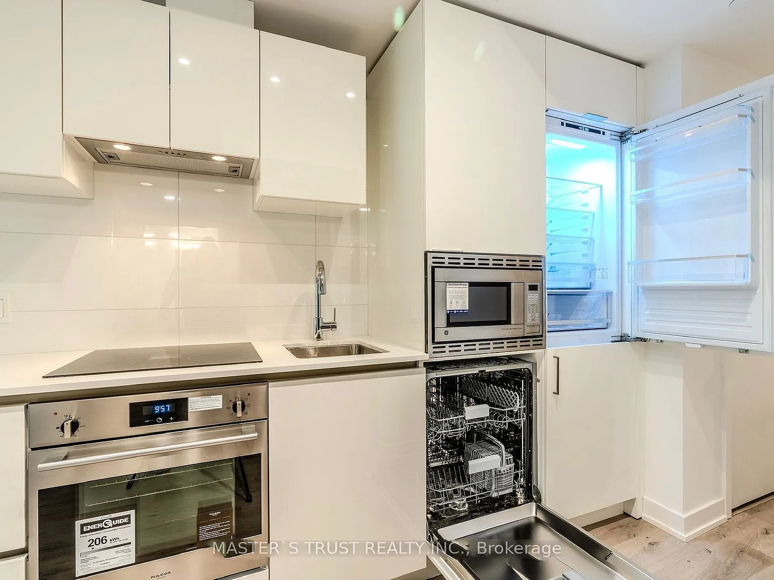 2 bed, $2,800 — Photo 4