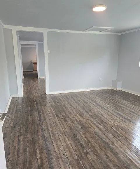 701 Cumberland Dr #4 — Photo 2