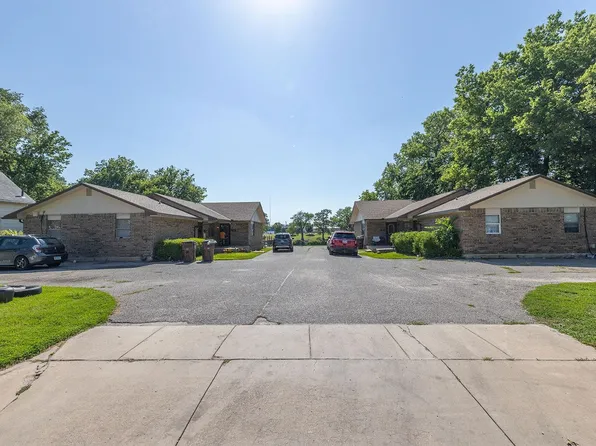 1317 S Palisade St #1321, Wichita, KS 67213