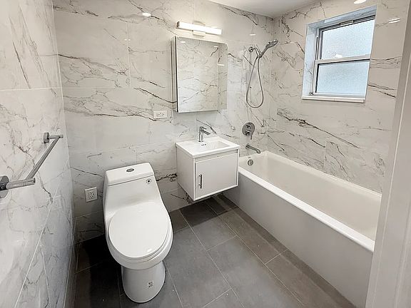 3rd image of 39-44 47th Ave #104
