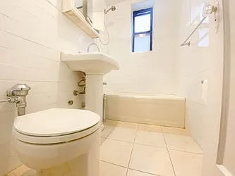 Rented by RealTegrity NY LLC