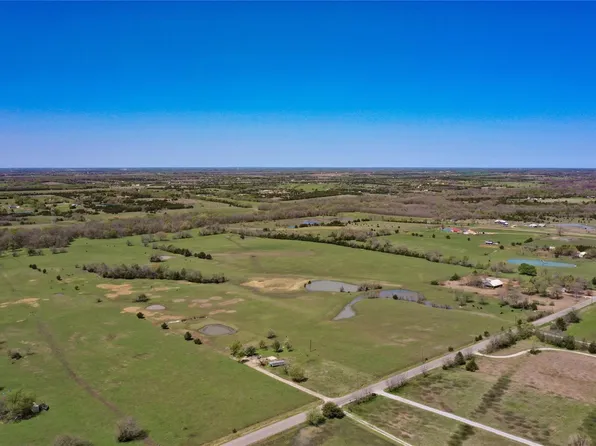 36 County Road 670, Blue Ridge, TX 75424