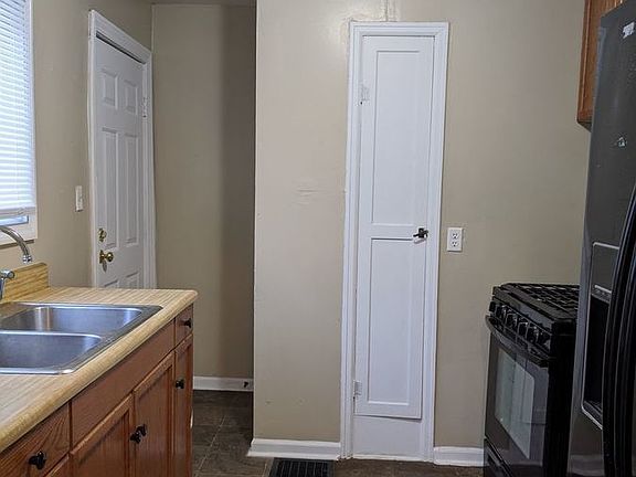 3rd image of 3705 English Ave